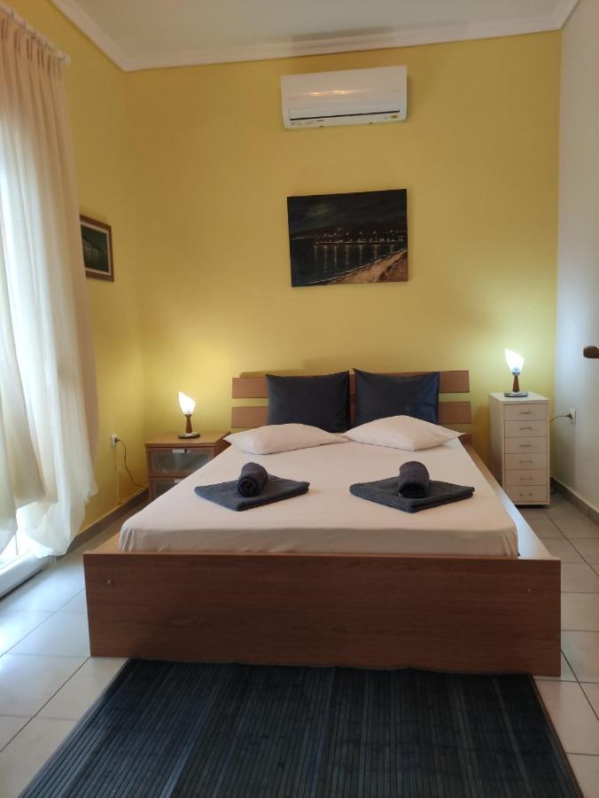 A&B Apartment Néoi Epivátai Ngoại thất bức ảnh