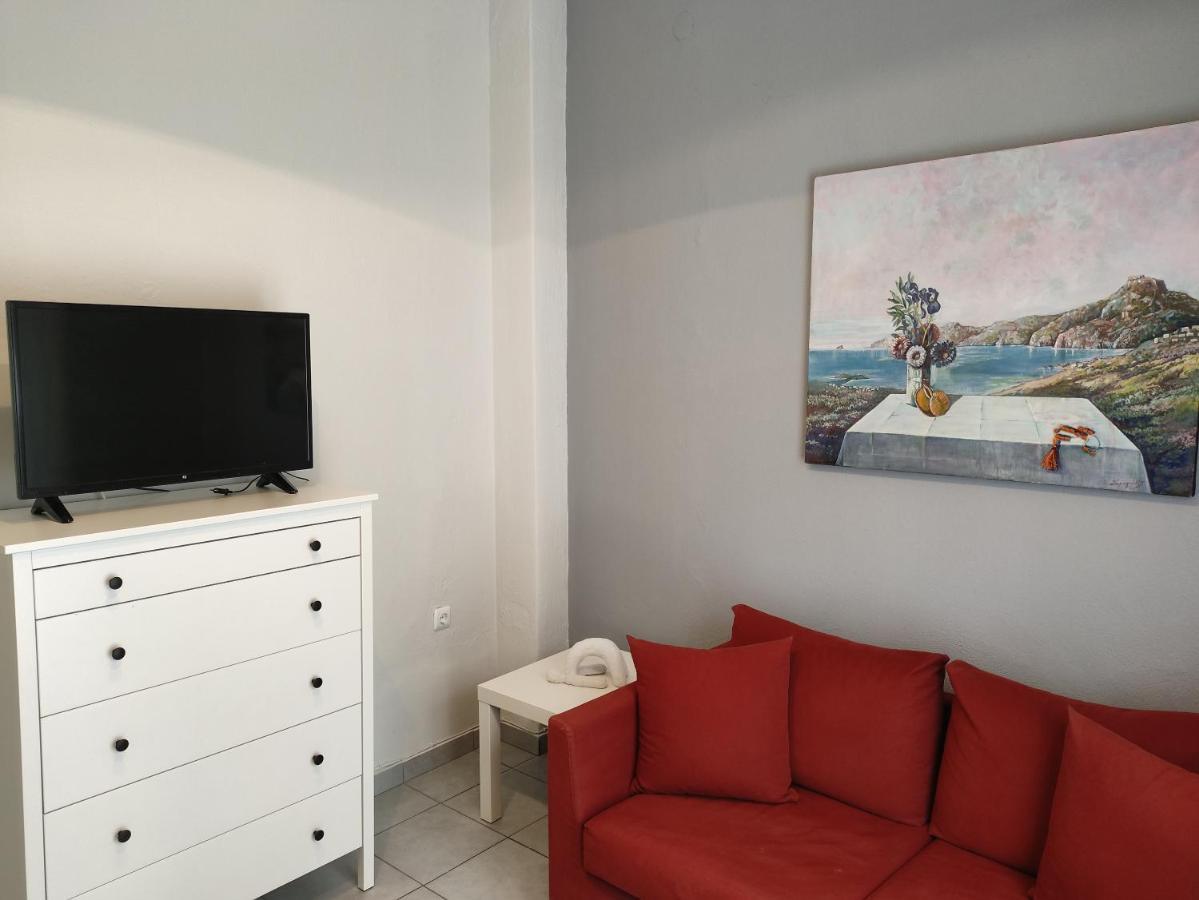 A&B Apartment Néoi Epivátai Ngoại thất bức ảnh