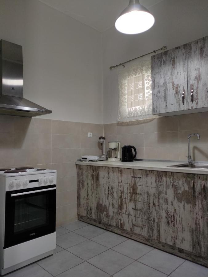 A&B Apartment Néoi Epivátai Ngoại thất bức ảnh