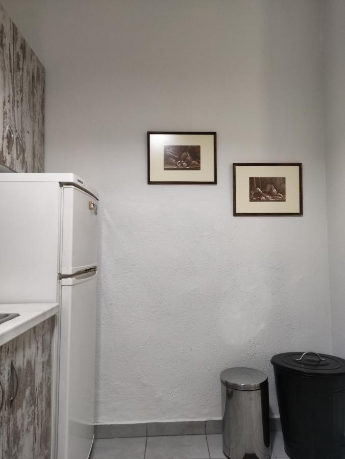 A&B Apartment Néoi Epivátai Ngoại thất bức ảnh
