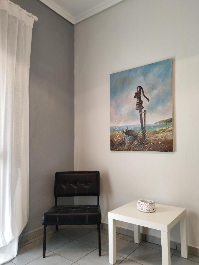 A&B Apartment Néoi Epivátai Ngoại thất bức ảnh