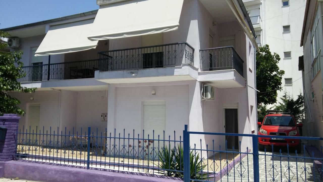 A&B Apartment Néoi Epivátai Ngoại thất bức ảnh